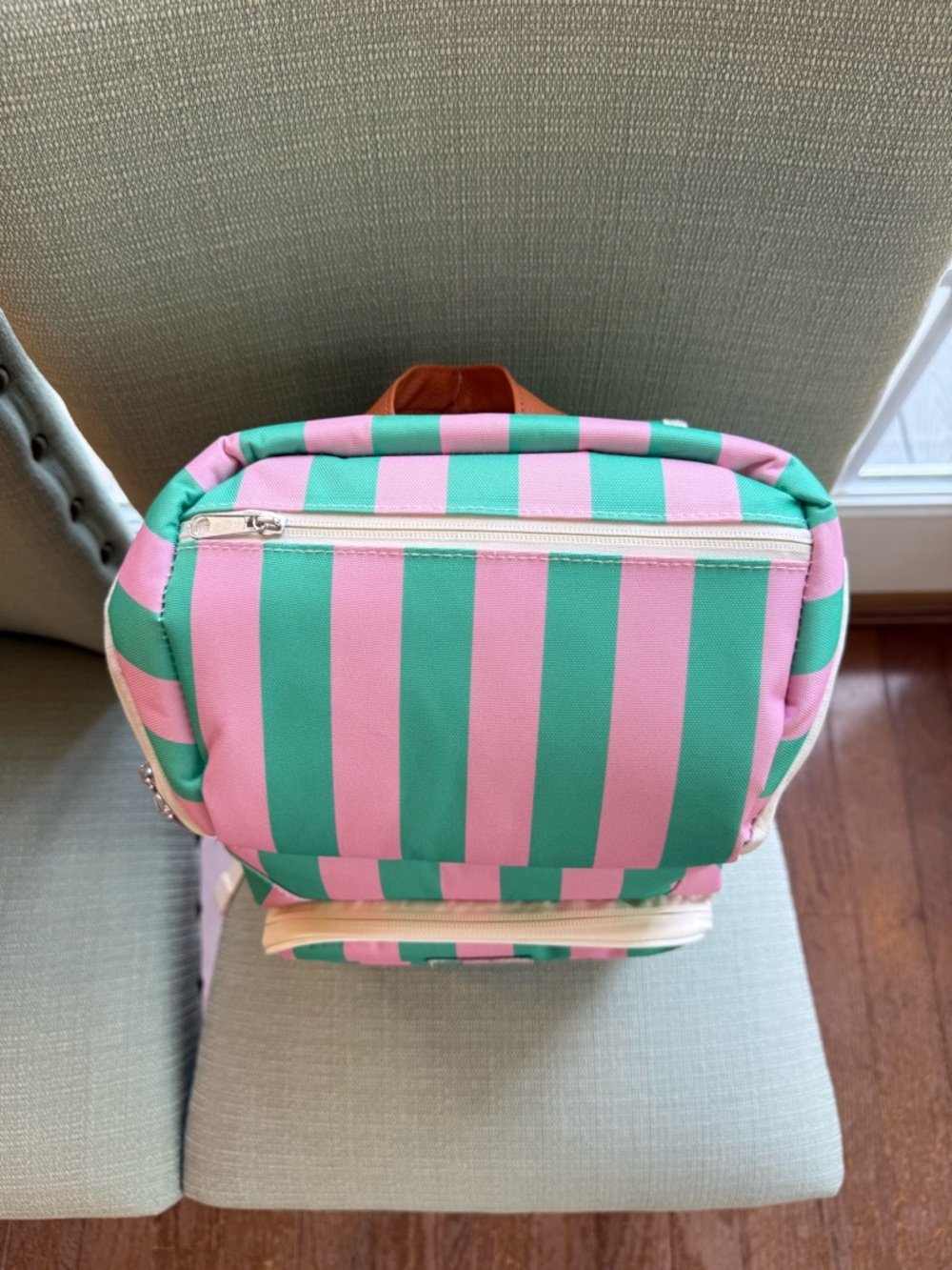 STANLEY 40oz Tumbler & ‘Cool Planet’ Cooler Backpack in Pink & Green - NWT - Picture 4 of 13